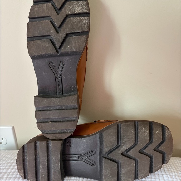 Vionic Size 7.5 Fillmore Loafers - Picture 4 of 12